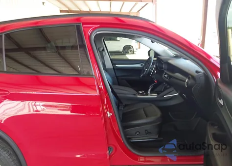 2018 Alfa Romeo Stelvio Sport Awd z USA, uszkodzony, nr VIN ZASFAKPN1J7B58593